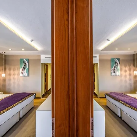 Balaton Hotel 4*