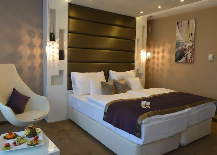 Balaton Hotel 4*